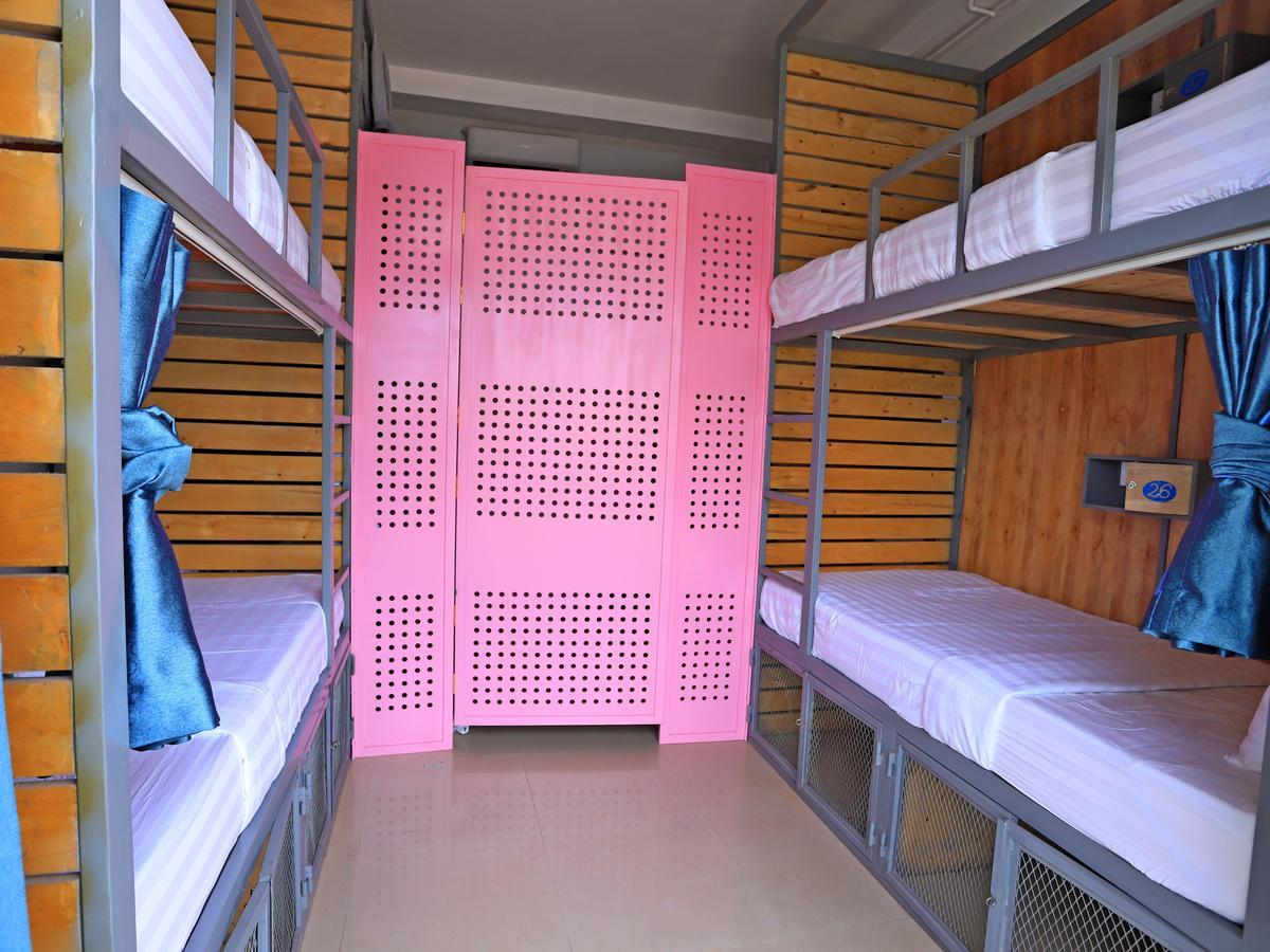 סיאם ריפ Oops Hostel מראה חיצוני תמונה