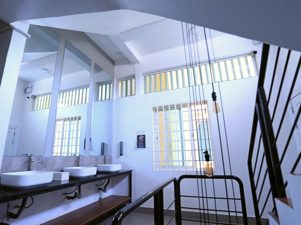 סיאם ריפ Oops Hostel מראה חיצוני תמונה